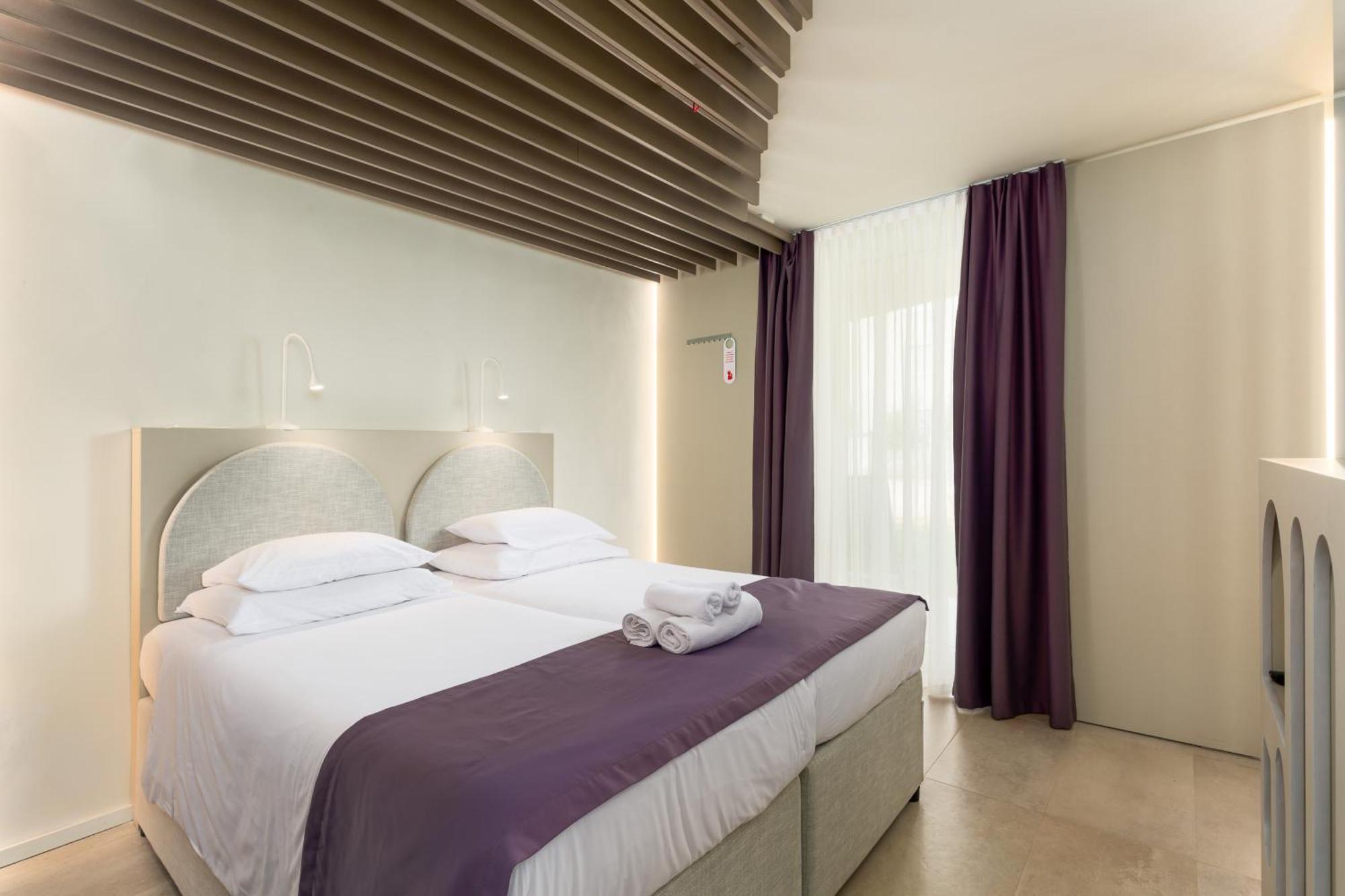 Hotel Emaus Novigrad  Exterior photo