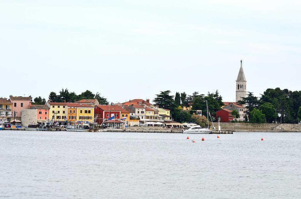 Hotel Emaus Novigrad  Exterior photo